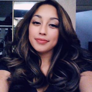 Meet your Posher, Saundra